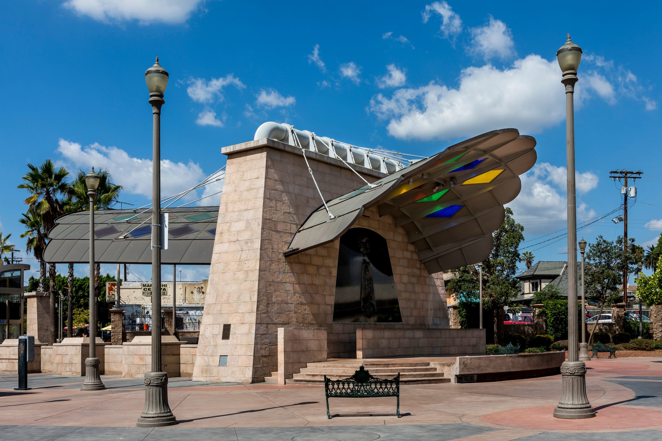 Mariachi-Plaza-Concrete-Custom02